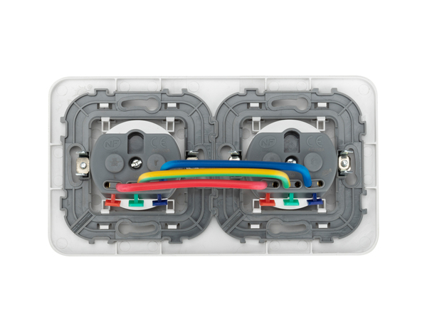 Double Prise 2P+T precablée "Mauka" - Brico Dépôt