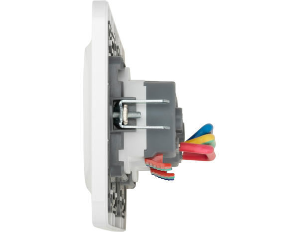 Double Prise 2P+T precablée "Mauka" - Brico Dépôt