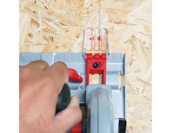 Scie circulaire sans fil sans batterie UniversalCirc 18V-53 - Bosch - Brico Dépôt