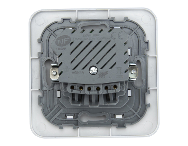 Prise 2P+T chargeur Usb A gris "Mauka" - Brico Dépôt