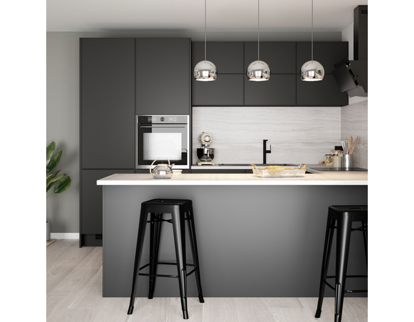 Plinthe "Heline"noir mat - L. 2.4m x H. 15cm - Cooke and Lewis - Brico Dépôt