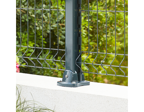 Platine pour grillage rigide vert - Marque BLOOMA - Brico Dépôt