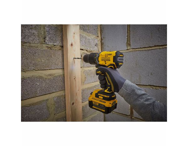 Perceuse/visseuse à percussion sans fil V20 + 2 batteries 4Ah + chargeur - SFMCD715M2K-QW - Stanley Fatmax - Brico Dépôt