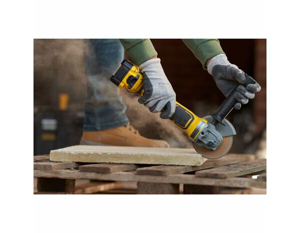 Meuleuse sans fil 125Mm V20 machine seule - SFMCG700B-XJ - Stanley Fatmax - Brico Dépôt