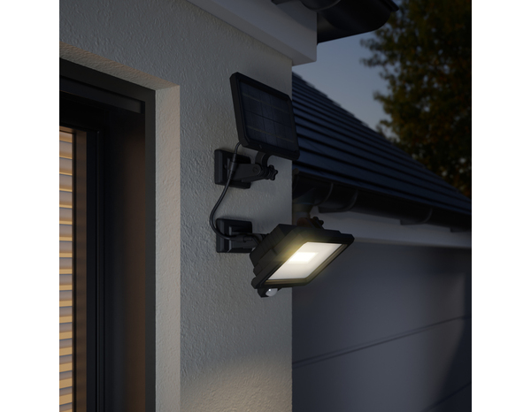 Projecteur solaire détecteur 1000 LM 5000K IP44 - Marque BLOOMA - Brico Dépôt