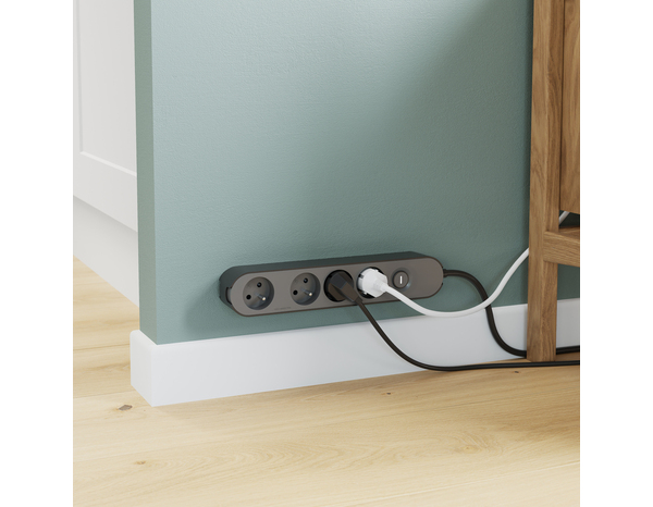 Bloc 4 prises 1,5 m gris et noir - Brico Dépôt