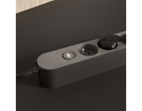 Bloc 4 prises 1,5 m gris et noir - Brico Dépôt