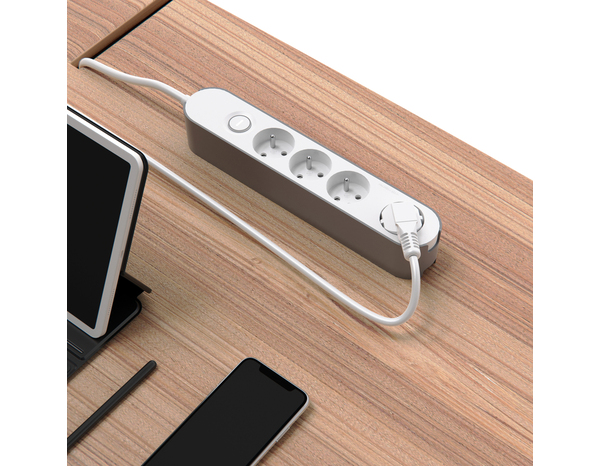 Bloc 4 prises 1,5 m gris et blanc - Brico Dépôt