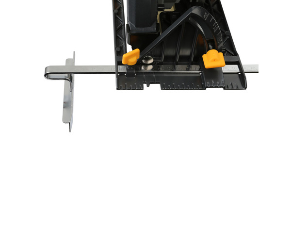 Scie circulaire 18V + Batterie 4 AH + Chargeur - Titan - Brico Dépôt