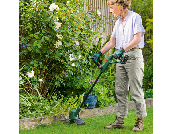 Coupe-bordures sans fil "Easy Grass Cut" 18V-26 - outil seul sans batterie - Bosch - Brico Dépôt