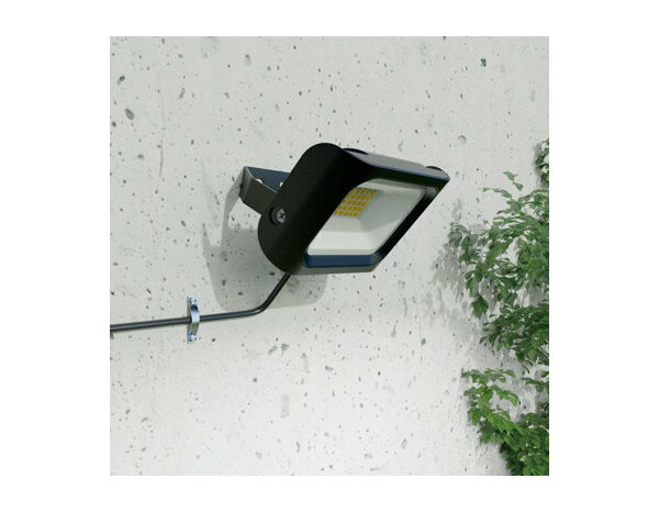 Projecteur 20w 2000lm 6500k noir - Brico Dépôt