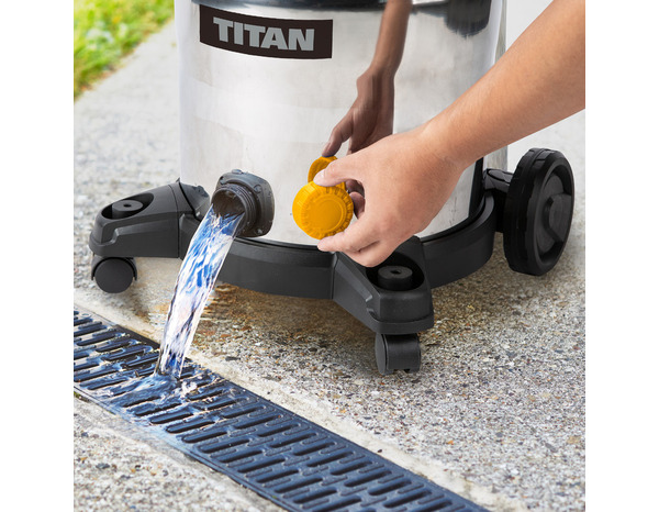 Aspirateur eau et poussière 40L + Accessoires + 5 SACS - 1500W - Titan - Brico Dépôt