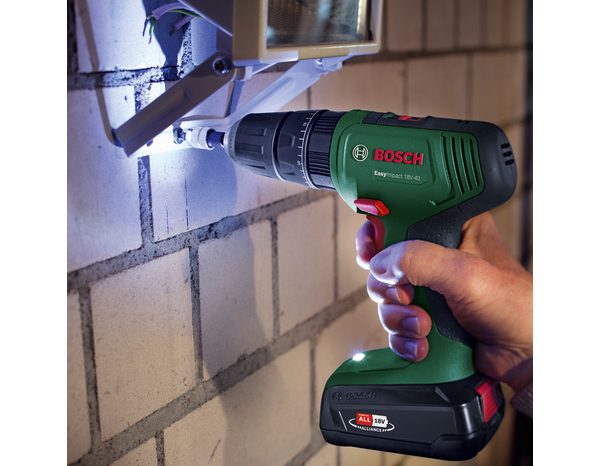  Perceuse-visseuse sans fil EasyImpact 18V-40 - Bosch - Brico Dépôt