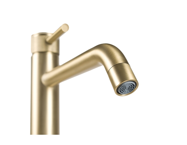 Mitigeur lavabo XL SINDIA acier inoxydable finition or brossé H. 25,6 cm P. 19,3 cm - Brico Dépôt