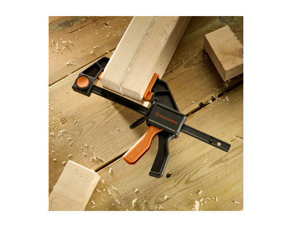 Serre joint 1 main 150mm 70kg - MAGNUSSON - Brico Dépôt