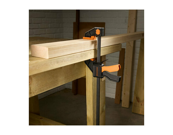 Serre joint 1 main 600mm 136 kg - MAGNUSSON - Brico Dépôt