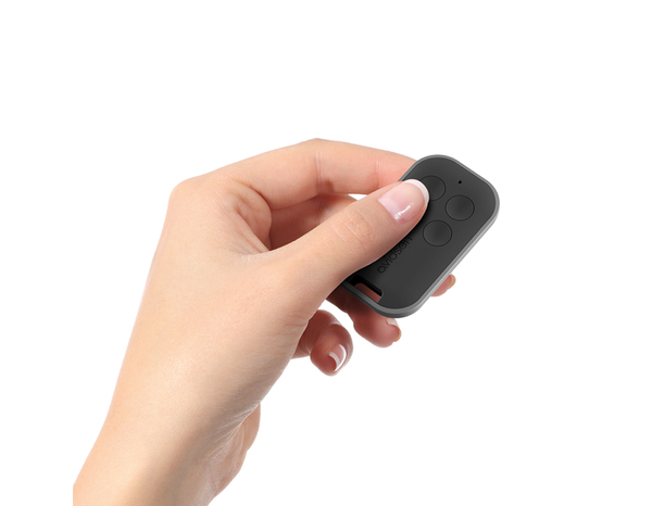 Télécommande 4 touches noire mat pour motorisation portail et porte de garage - Avidsen - Brico Dépôt