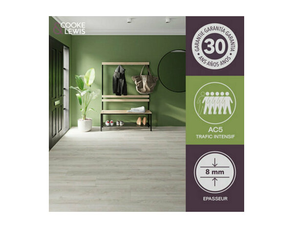 Sol stratifié à clipser 8 mm gris effet chêne naturel MINA GRIS WP - 138,3 x 19,3 cm" - Cooke and Lewis - Brico Dépôt