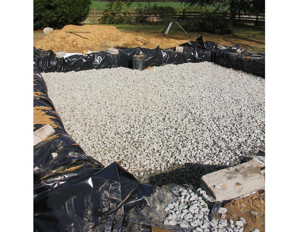 Rouleau film multi-uages polyéthylène noir 400 microns - 8,60 x 8,60 m - Brico Dépôt