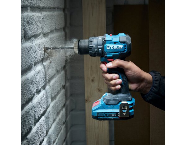 Perceuse-visseuse à percussion sans fil 18V, 75 Nm - Erbauer - Brico Dépôt