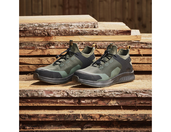 Chaussure de sécurité TAMBERI verte pointure 41 - Brico Dépôt