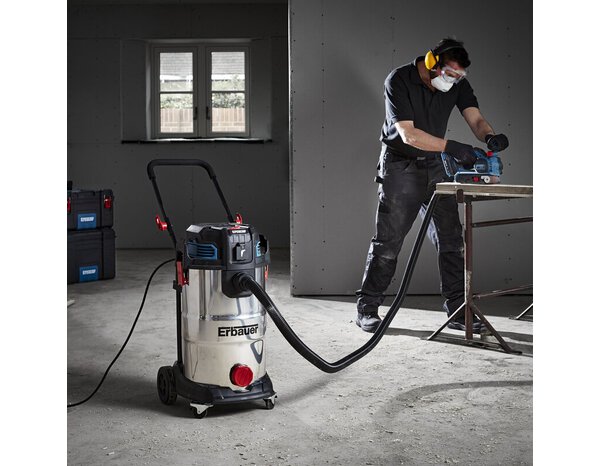 Aspirateur eau et poussière 40L 1400W - H.95 x l.66,1 x L.41,14 cm - Erbauer - Brico Dépôt