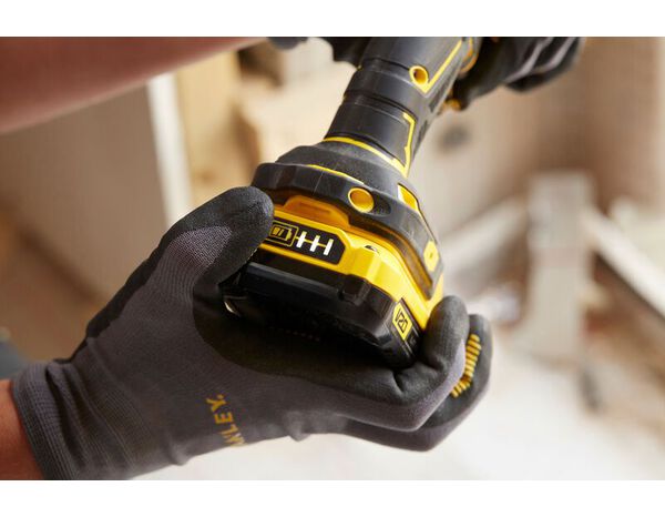 Perceuse - visseuse sans fil  V20 moteur Brushless 80 Nm 18 V + 2 batteries 2 Ah - Stanley Fatmax - Brico Dépôt