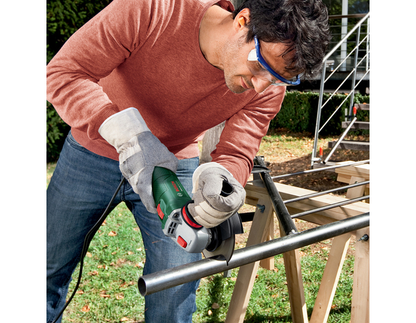 Meuleuse d'angle filaire 850W 125mm - UniversalGrind 850-125 - Bosch - Brico Dépôt