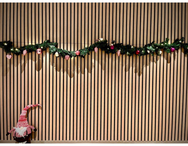 Panneaux tasseaux décoratifs imitation chêne clair 3D KIWI WALL - 1380 x 195 x 10 mm - Brico Dépôt