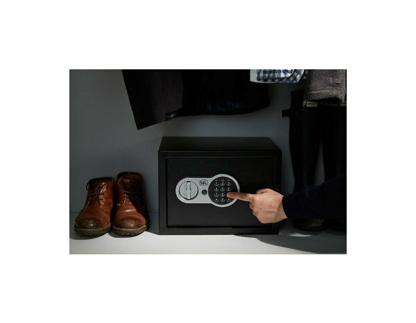 Coffre fort électronique noir en acier 16 litres - Brico Dépôt