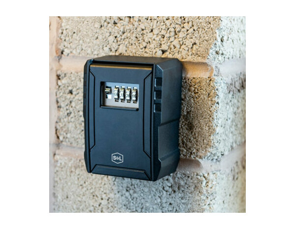 Coffre-fort à clés noir combinaison 4 chiffres métal 13,2 x 9,8 x 6,3 cm - Brico Dépôt