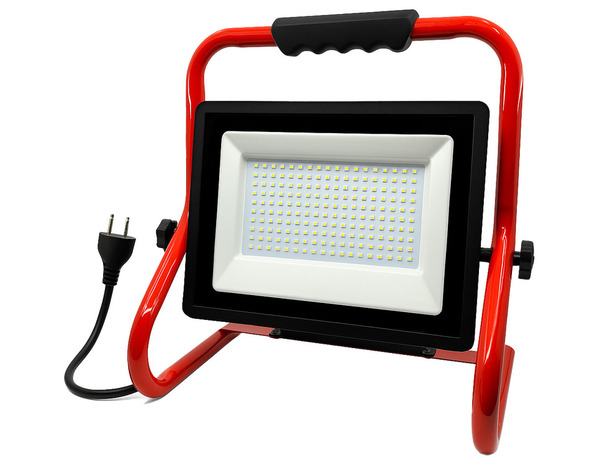 Projecteur LED chantier 100 W 9000 lm trépied et prises intégrées IP54 - Brico Dépôt