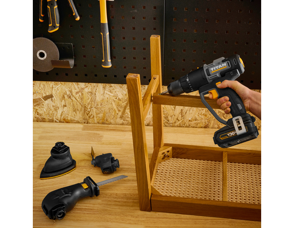 Outil multifonction 4 en 1 sans fil 18 V avec têtes interchangeables - Titan - Brico Dépôt