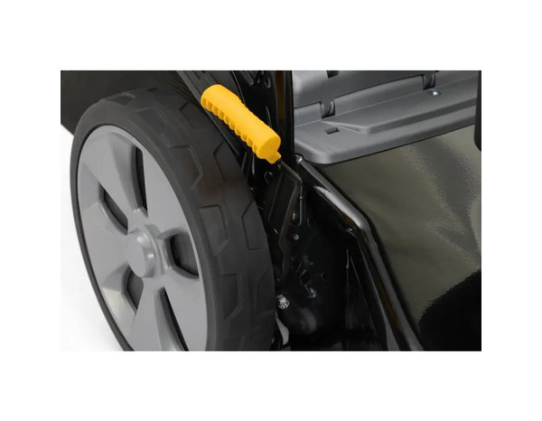 Tondeuse thermique tractée 51 cm carter acier bac 60 L - Brico Dépôt