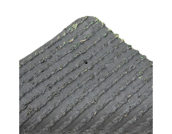 Gazon artificiel vert fibres 25 mm avec drainage - rouleau 4 x 2 m - Brico Dépôt