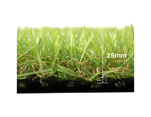 Gazon artificiel vert fibres 25 mm avec drainage - rouleau 4 x 2 m - Brico Dépôt