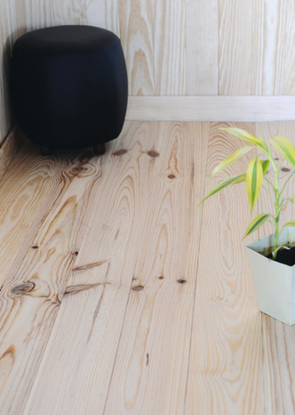 Plancher en pin maritime déclassé brut - L. 2 m x l. 14 cm x Ép. 21 mm - Brico Dépôt