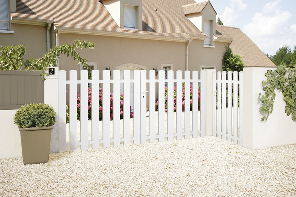 Portail PVC battant blanc "Oléron" - L. 3 x H. 1,20 m - Brico Dépôt