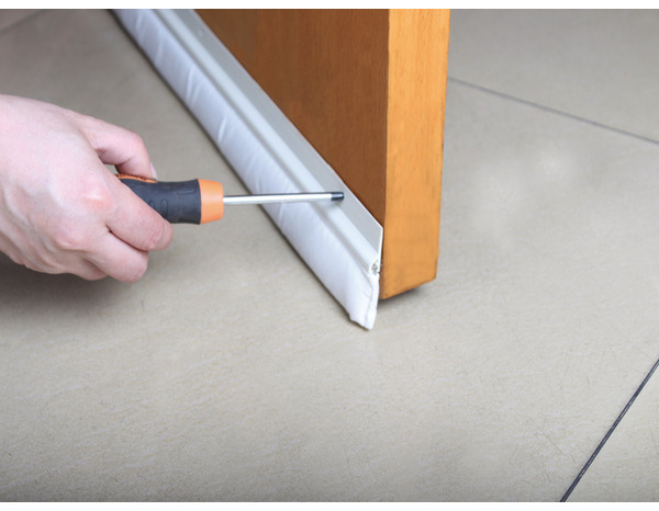 Bas de porte sol irrégulier blanc à visser - L. 93 cm - Diall - Brico Dépôt