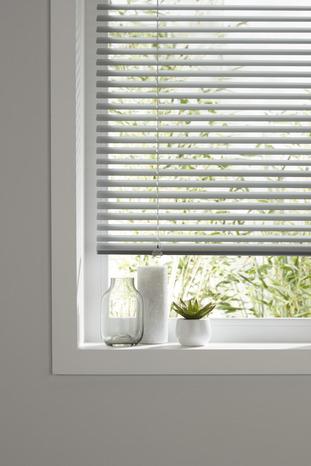 Stote vénitien aluminium mat l. 160 cm x h. 180 cm - GoodHome - Brico Dépôt