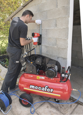 Compresseur à courroie 100 L lubrifié - 3 HP - 9 bar - Mecafer - Brico Dépôt