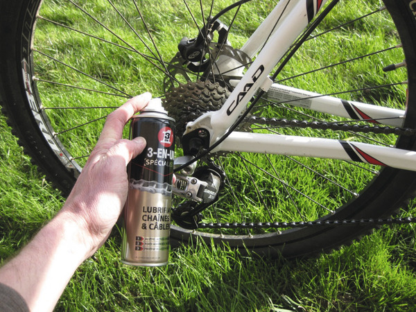 3-en-un technique lubrifiant chaînes & câbles 250 ml - 3-EN-UN - Brico Dépôt